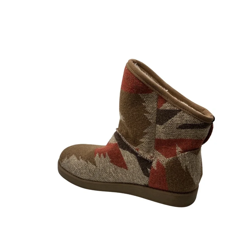 Indigo rd. Aztec Cozy Boot Women 6M Tan‎ Brown Rust Faux Fur Lined Mid Calf Boot
